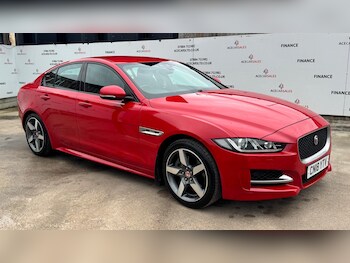 Used Jaguar XE 2018 for sale - 77509733: Photo