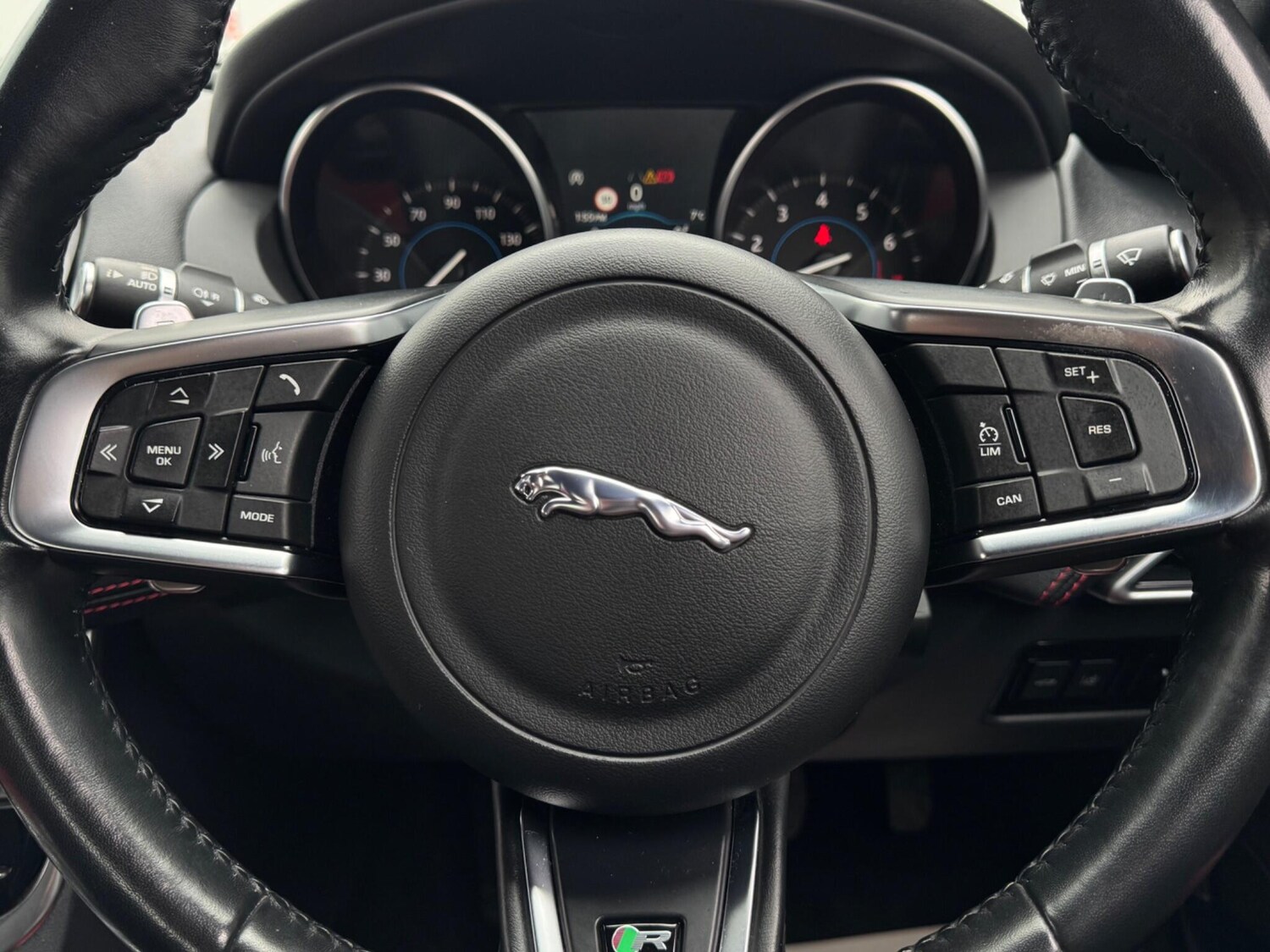 Used Jaguar XE for sale - 77509733: Photo 33