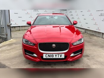 Used Jaguar XE 2018 for sale - 77509733: Photo
