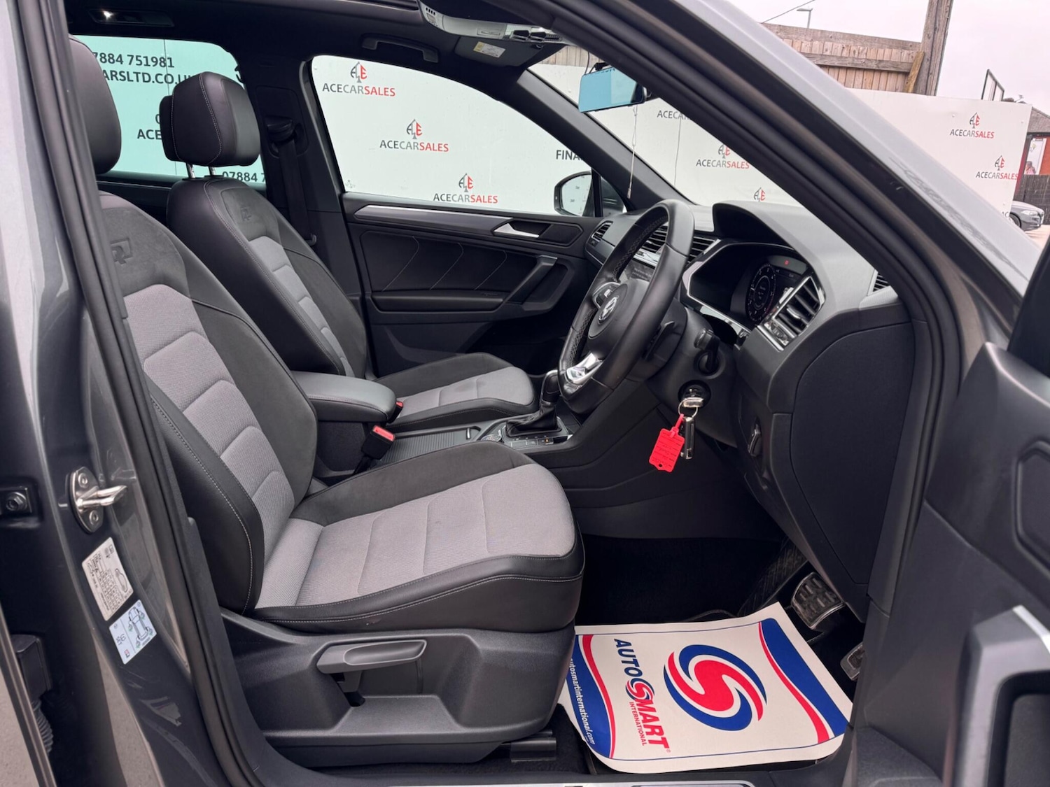 Used Volkswagen Tiguan 2018 for sale - 77994257: Photo 11