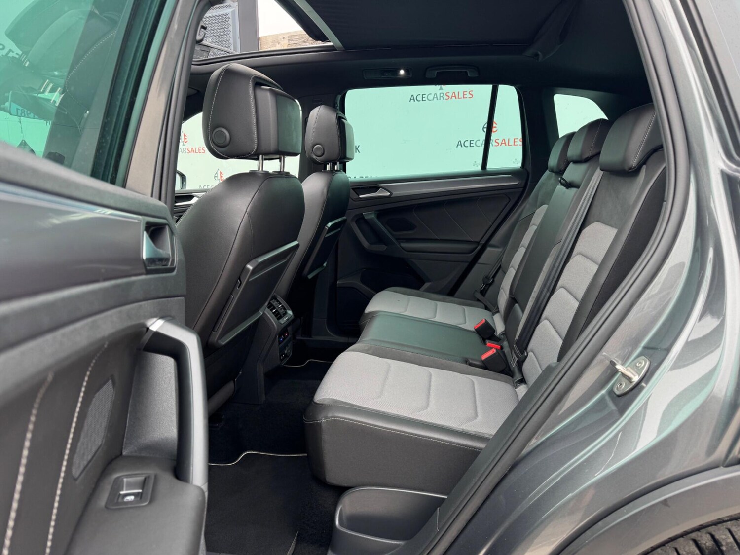 Used Volkswagen Tiguan 2018 for sale - 77994257: Photo 14