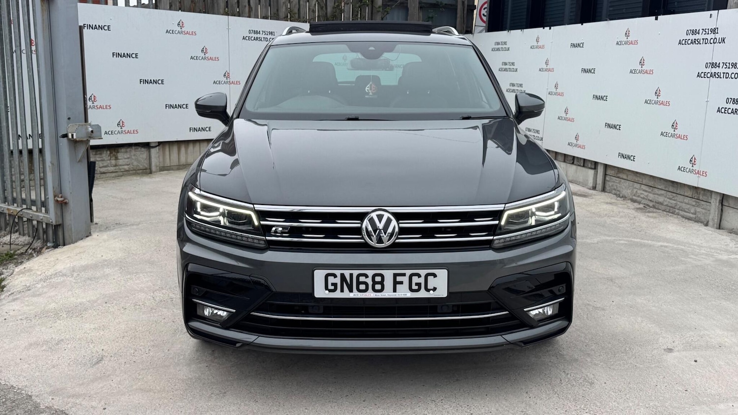 Used Volkswagen Tiguan 2018 for sale - 77994257: Photo 3