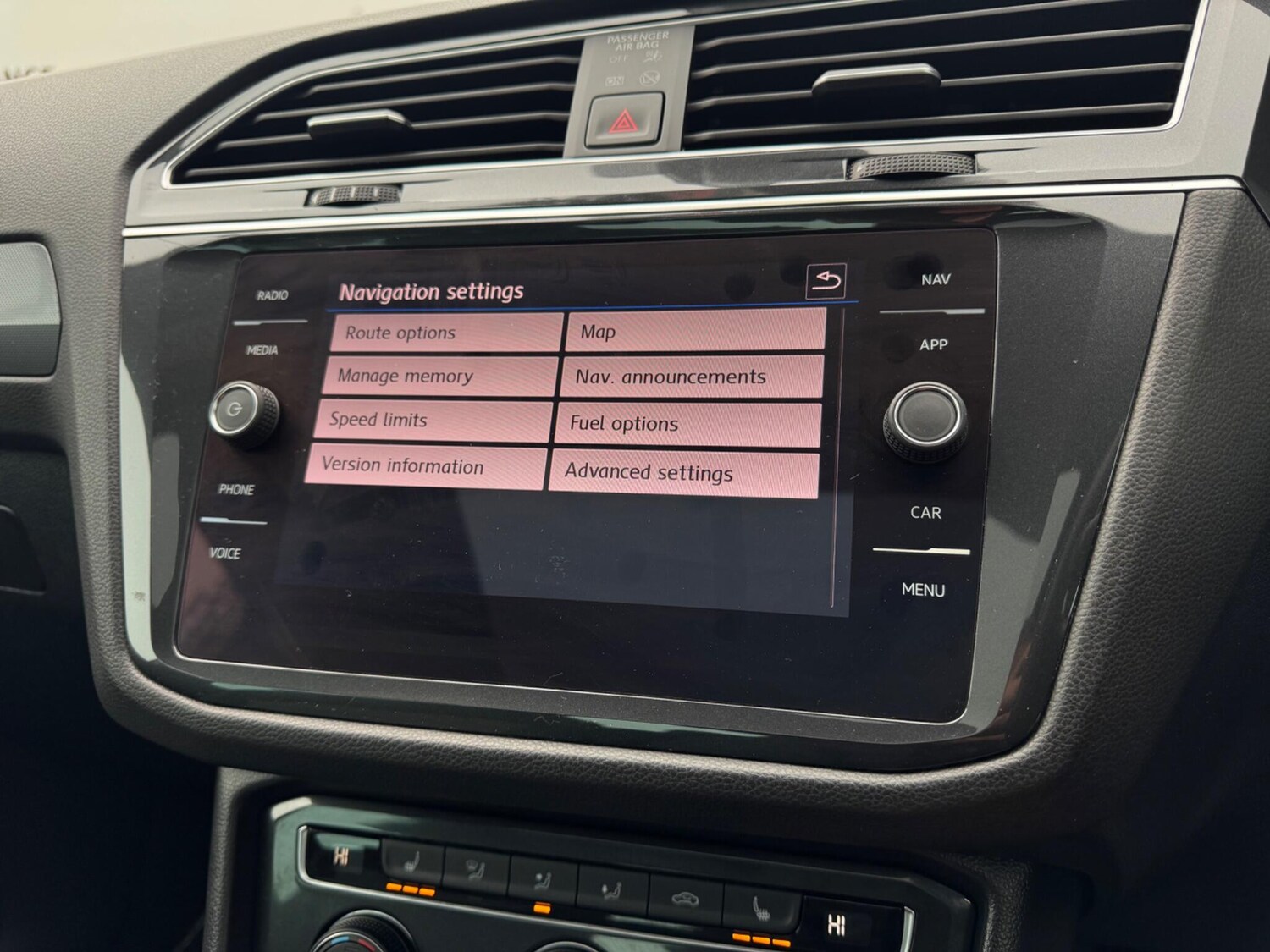 Used Volkswagen Tiguan 2018 for sale - 77994257: Photo 56