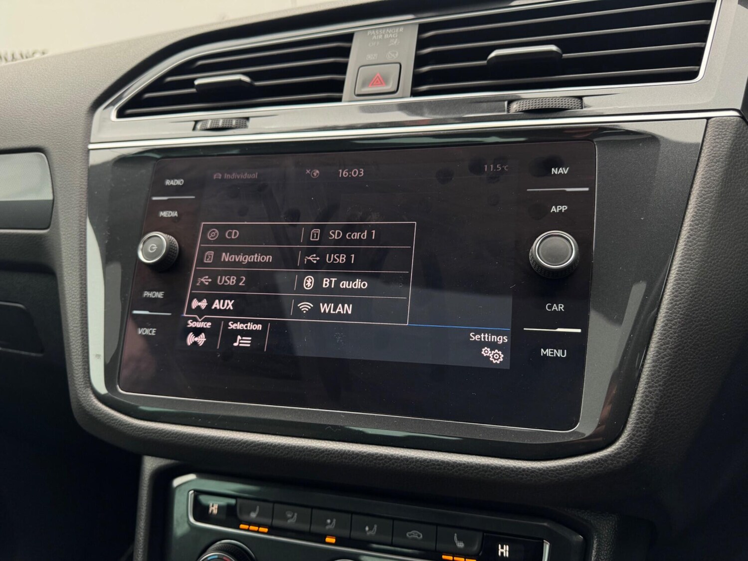 Used Volkswagen Tiguan 2018 for sale - 77994257: Photo 58