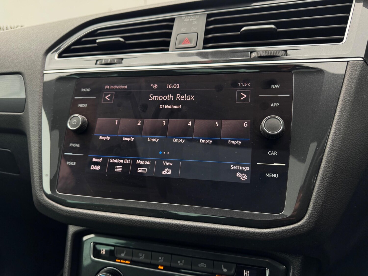 Used Volkswagen Tiguan 2018 for sale - 77994257: Photo 61