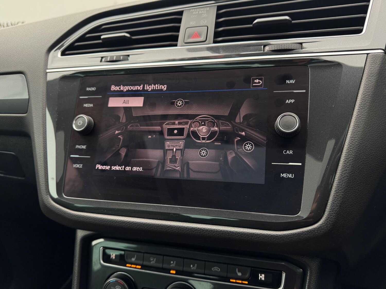 Used Volkswagen Tiguan 2018 for sale - 77994257: Photo 62