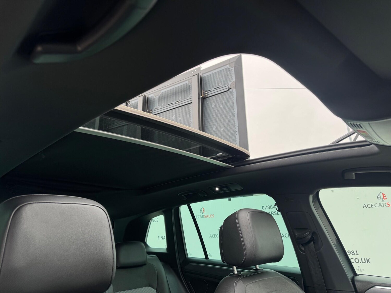 Used Volkswagen Tiguan 2018 for sale - 77994257: Photo 76