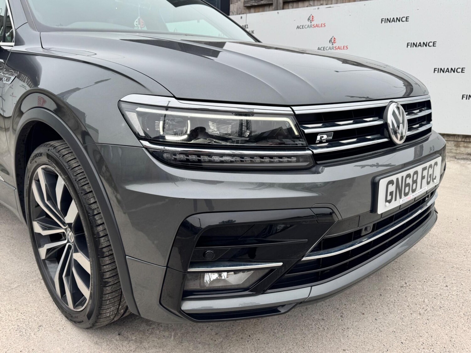 Used Volkswagen Tiguan 2018 for sale - 77994257: Photo 88