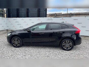 Used Volvo V40 2016 for sale - 75658071: Photo