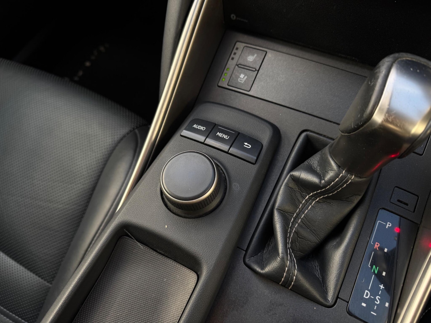 Used Lexus IS 2018 for sale - 76993737: Photo 29