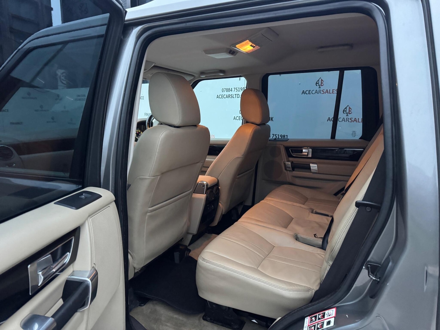 Used Land Rover Discovery 2010 for sale - 77412225: Photo 16