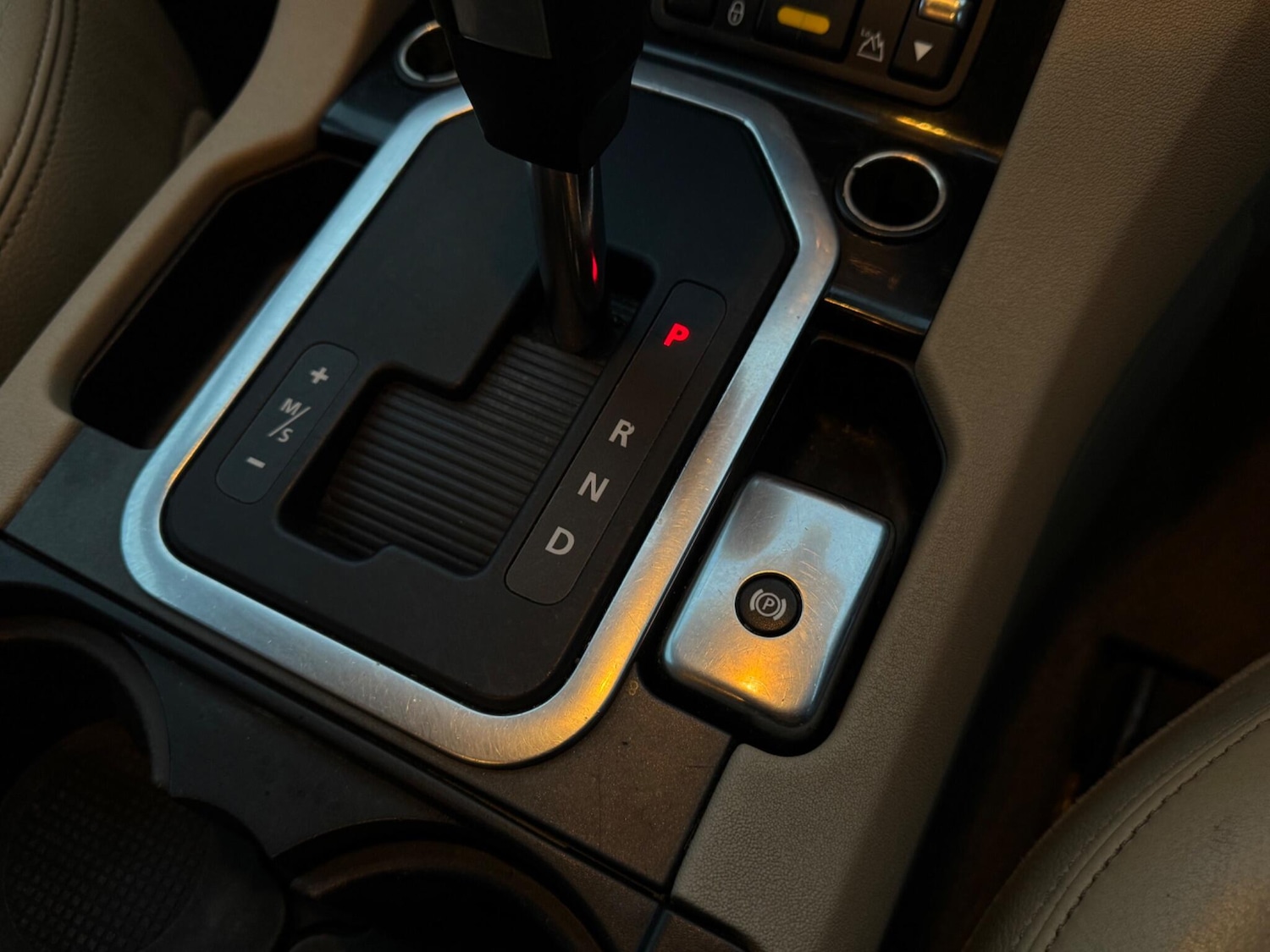 Used Land Rover Discovery 2010 for sale - 77412225: Photo 25