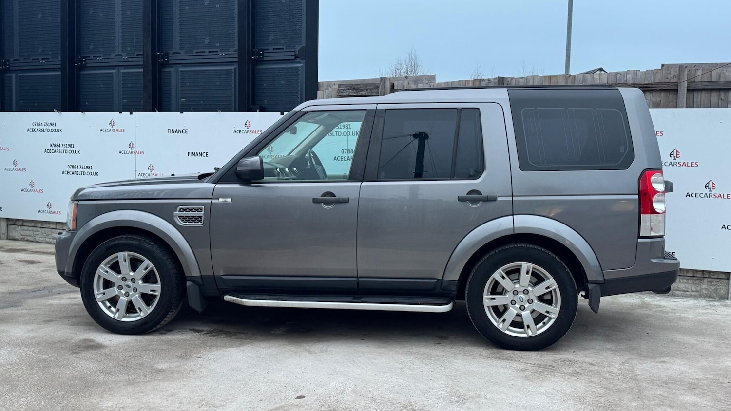 Used Land Rover Discovery 2010 for sale - 77412225: Photo 5