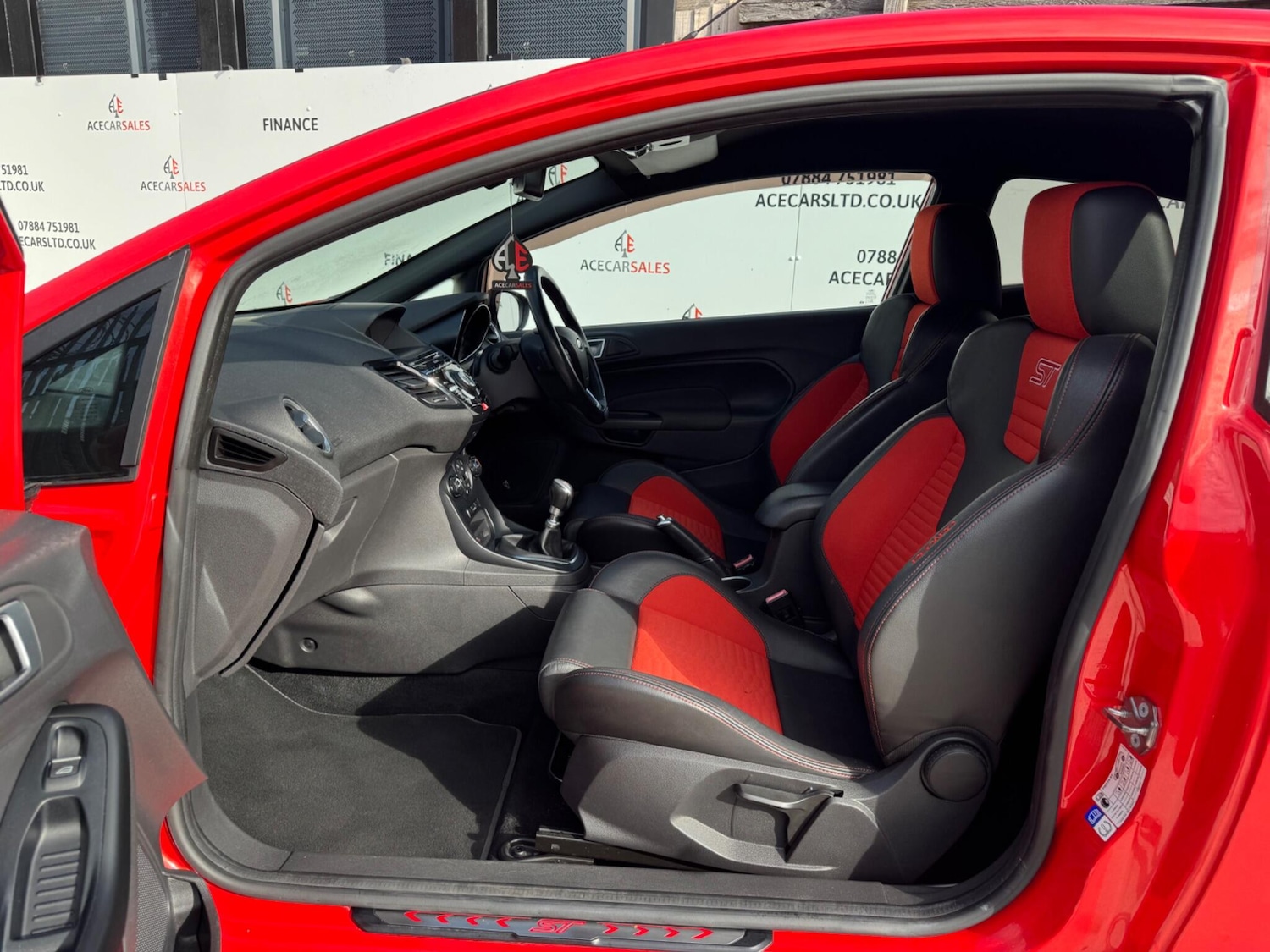 Used Ford Fiesta 2017 for sale - 76138454: Photo 16