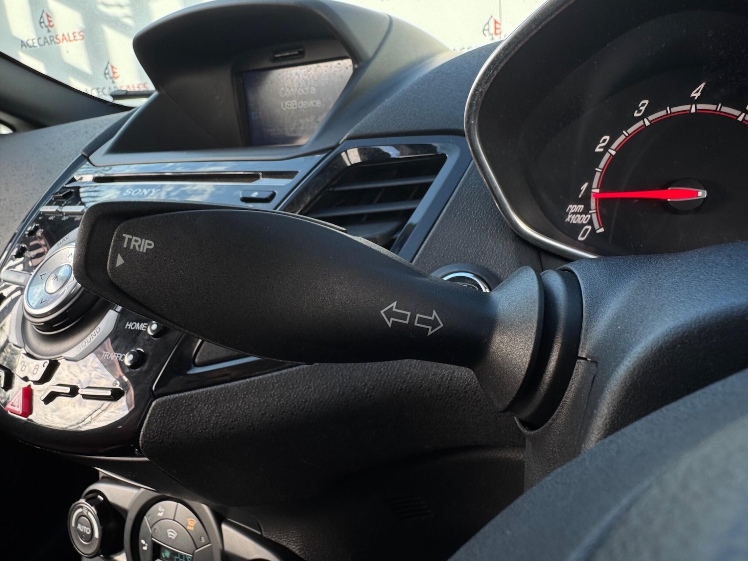 Used Ford Fiesta 2017 for sale - 76138454: Photo 28