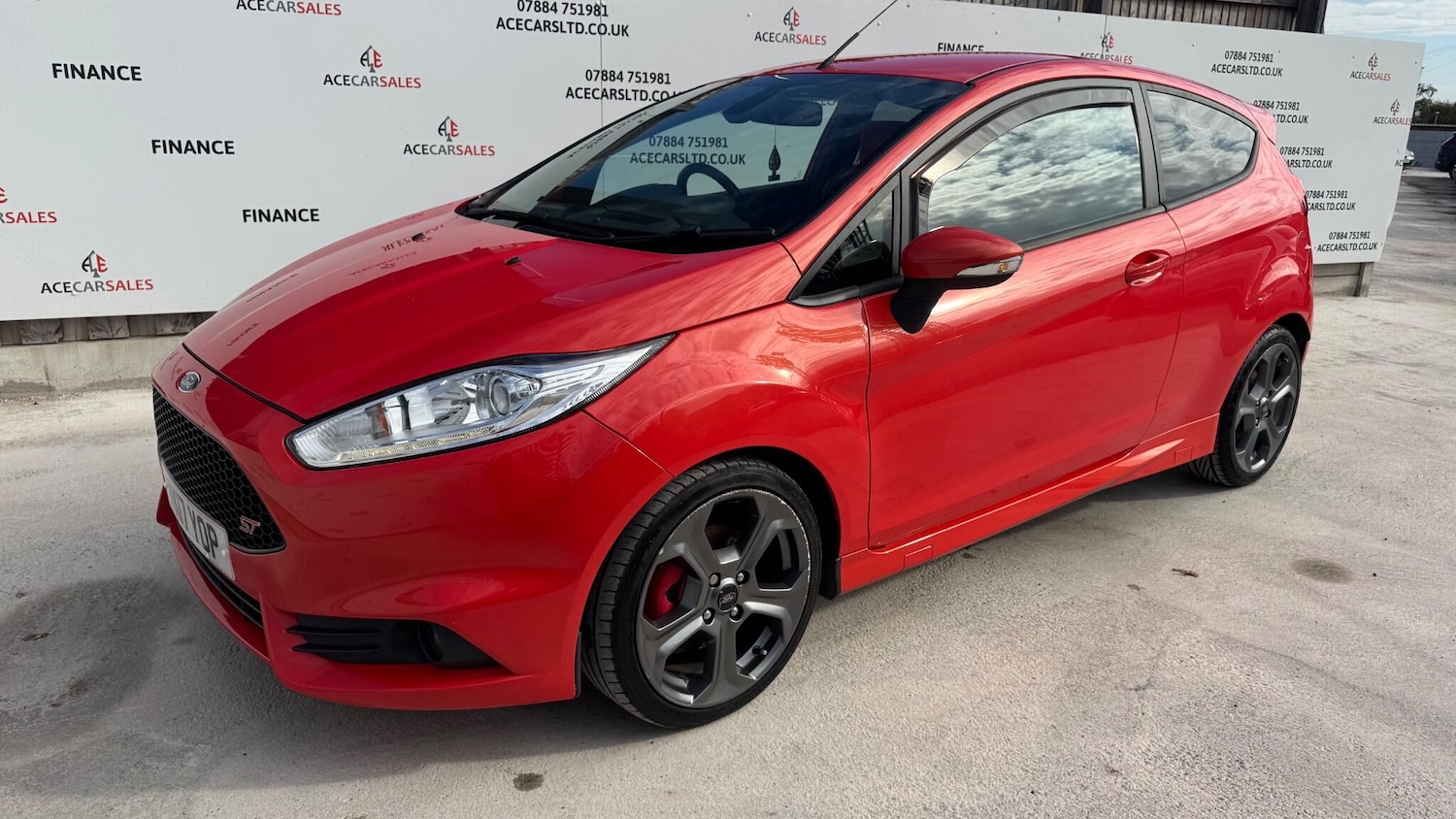 Used Ford Fiesta 2017 for sale - 76138454: Photo 4