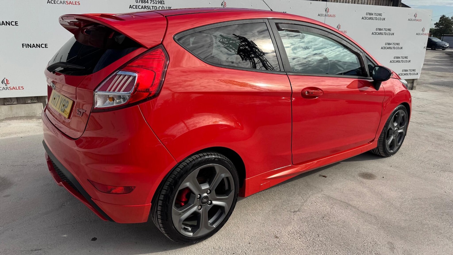 Used Ford Fiesta 2017 for sale - 76138454: Photo 8