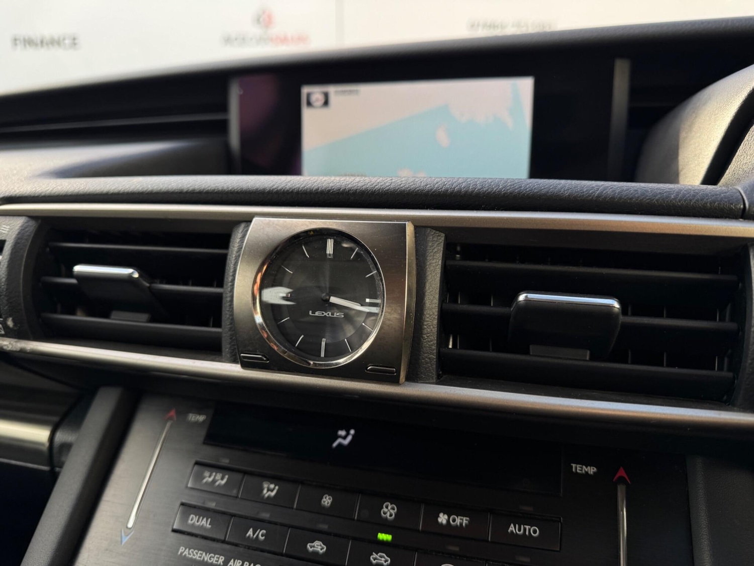 Used Lexus IS 2018 for sale - 76408460: Photo 25