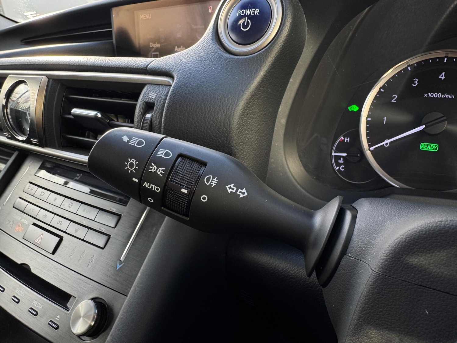 Used Lexus IS 2018 for sale - 76408460: Photo 32