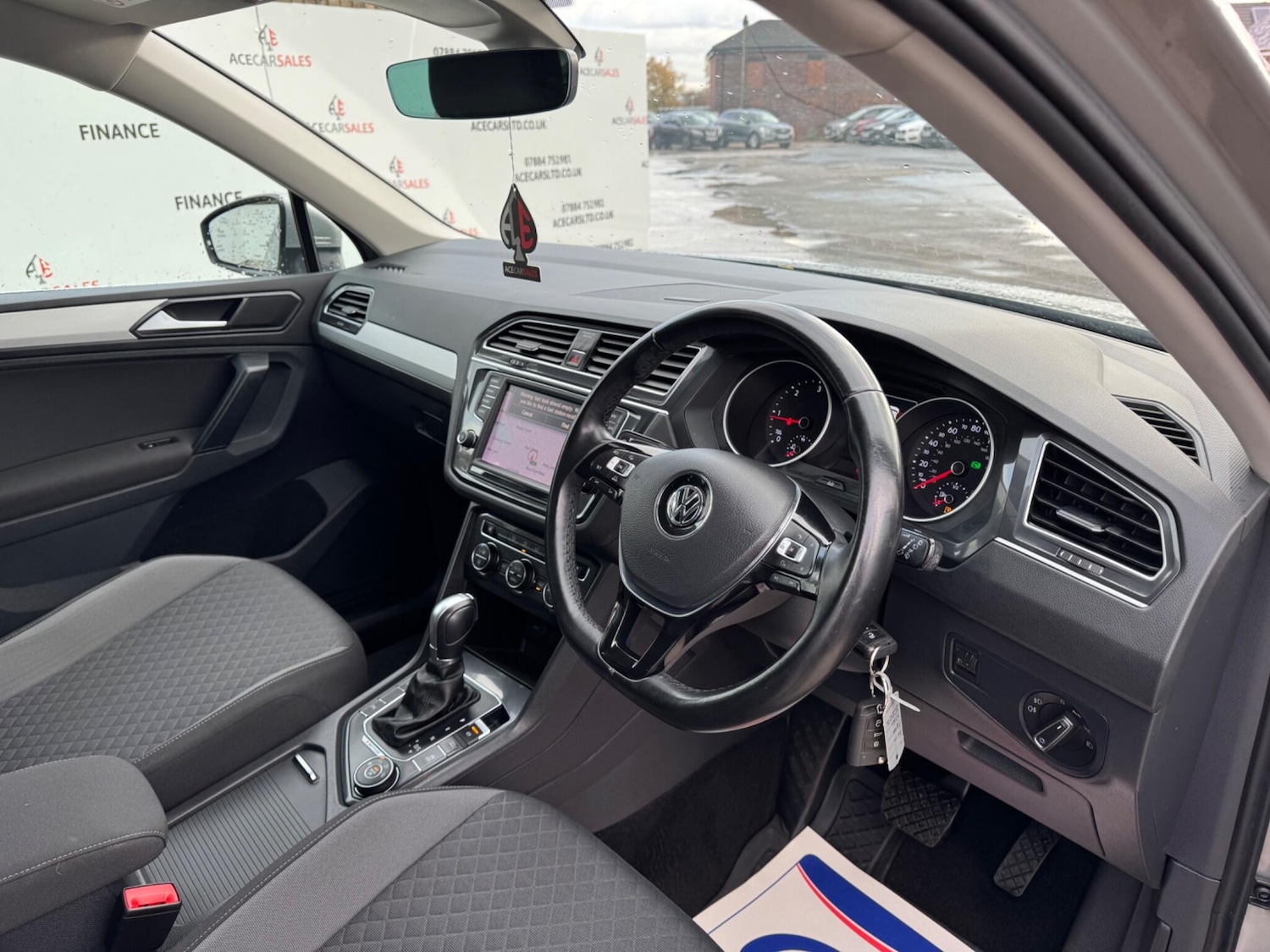 Used Volkswagen Tiguan 2017 for sale - 76485321: Photo 10