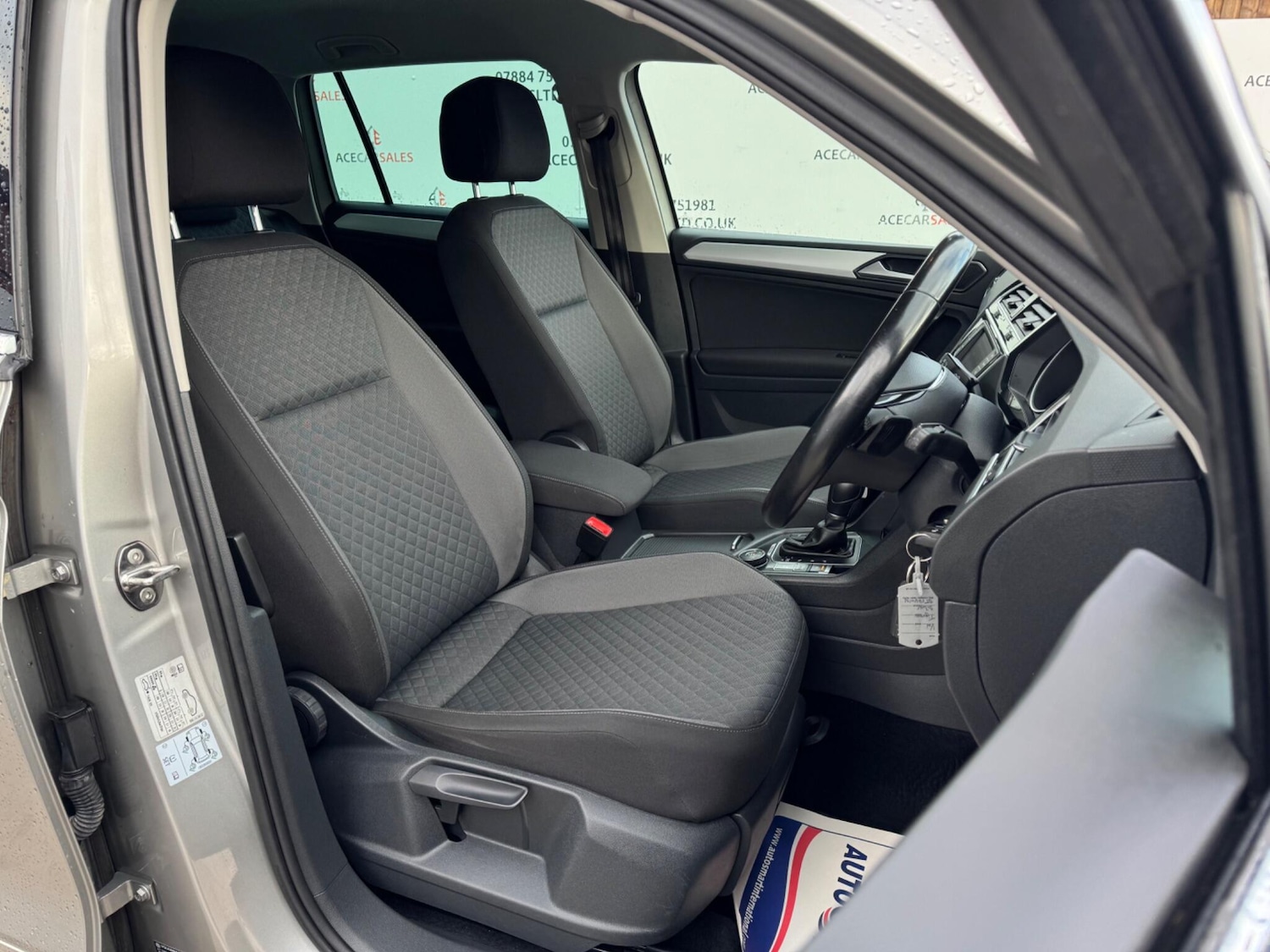 Used Volkswagen Tiguan 2017 for sale - 76485321: Photo 12