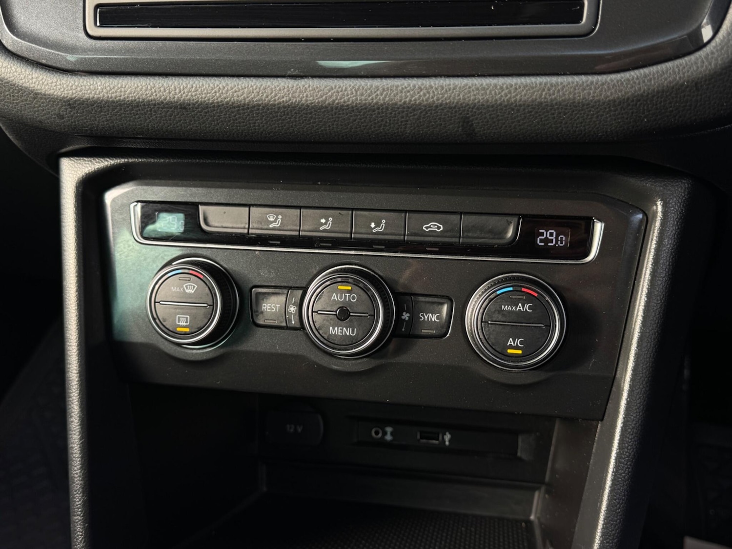 Used Volkswagen Tiguan 2017 for sale - 76485321: Photo 24