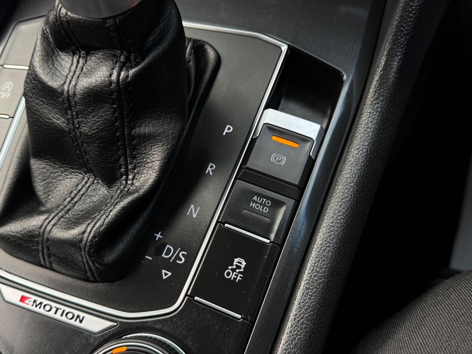 Used Volkswagen Tiguan 2017 for sale - 76485321: Photo 28