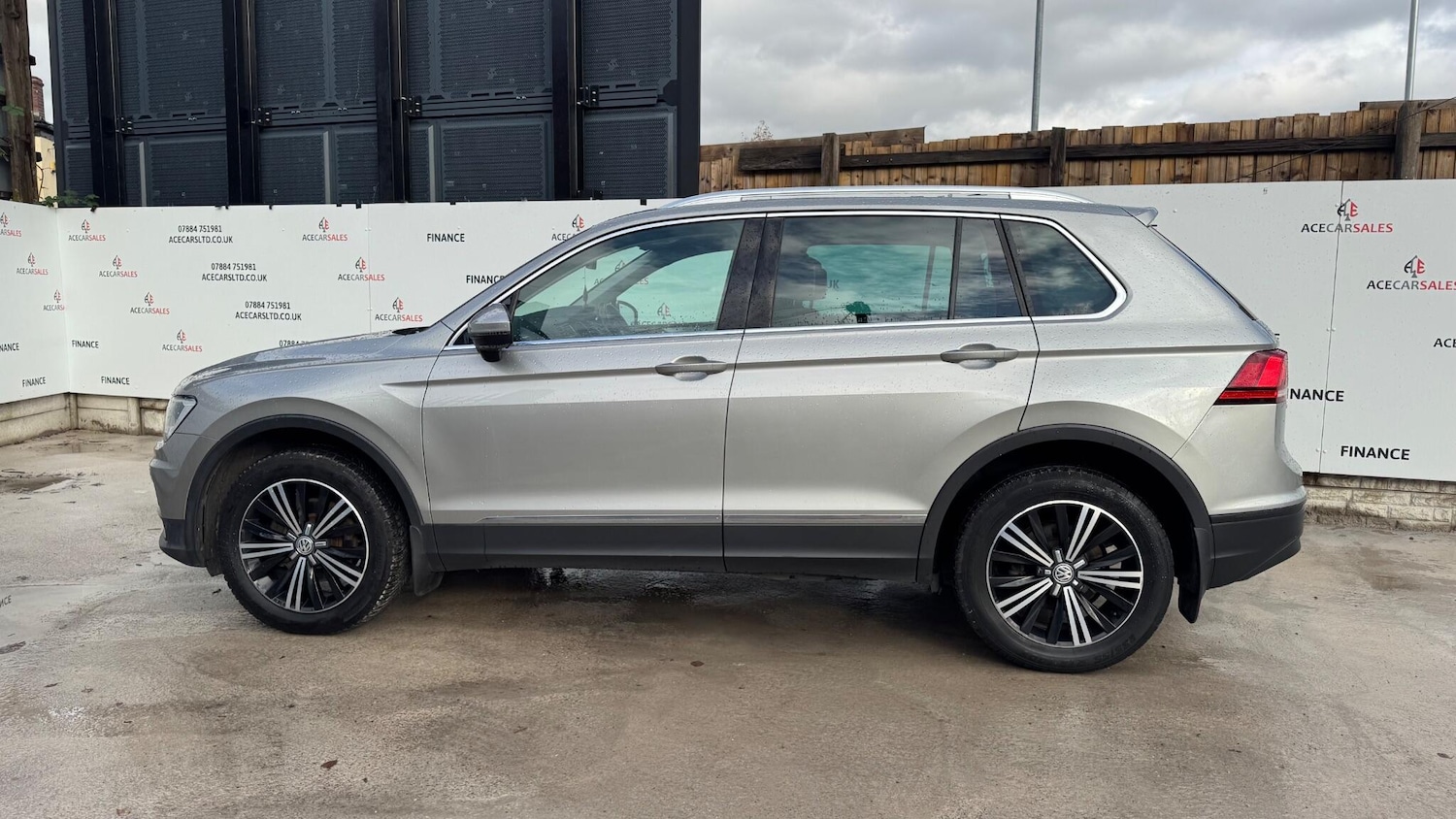Used Volkswagen Tiguan 2017 for sale - 76485321: Photo 5