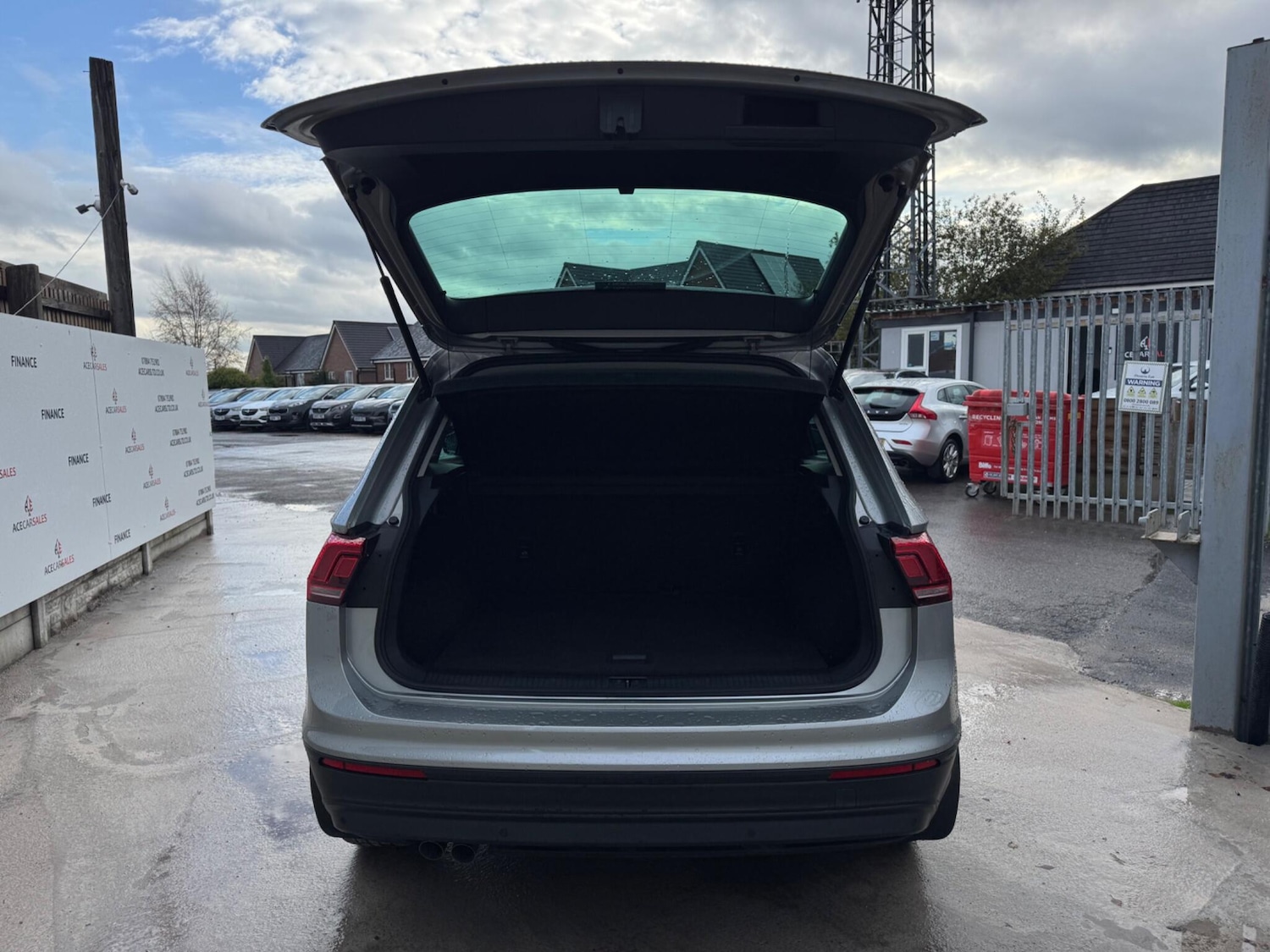 Used Volkswagen Tiguan 2017 for sale - 76485321: Photo 81