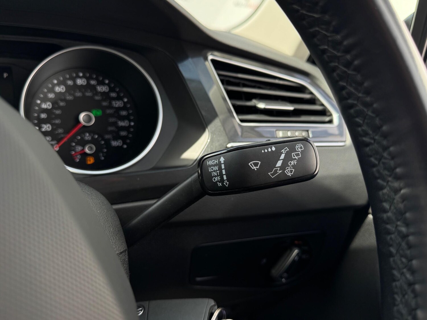 Used Volkswagen Tiguan 2022 for sale - 78073171: Photo 36