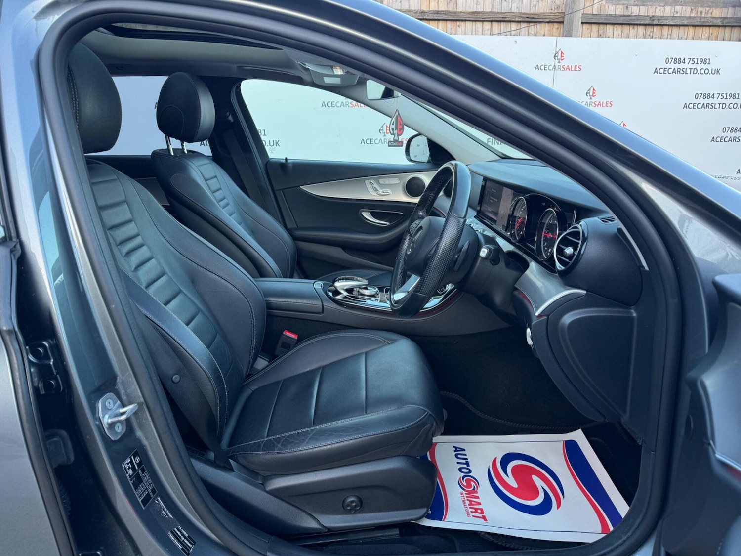 Used Mercedes-Benz E Class 2017 for sale - 76633903: Photo 11