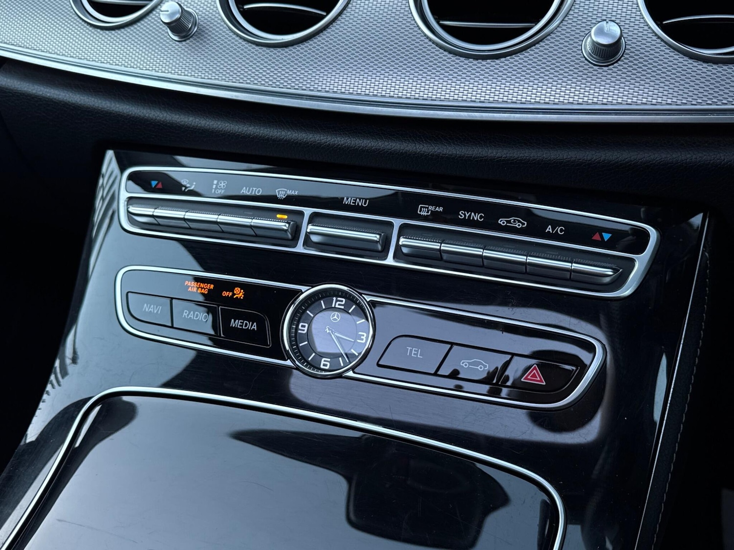 Used Mercedes-Benz E Class 2017 for sale - 76633903: Photo 27