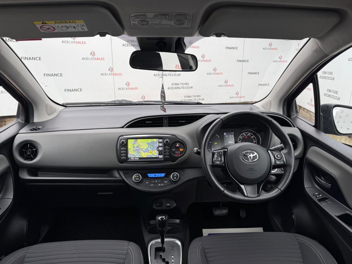 Used Toyota Yaris 2019 for sale - 76976180: Photo 19