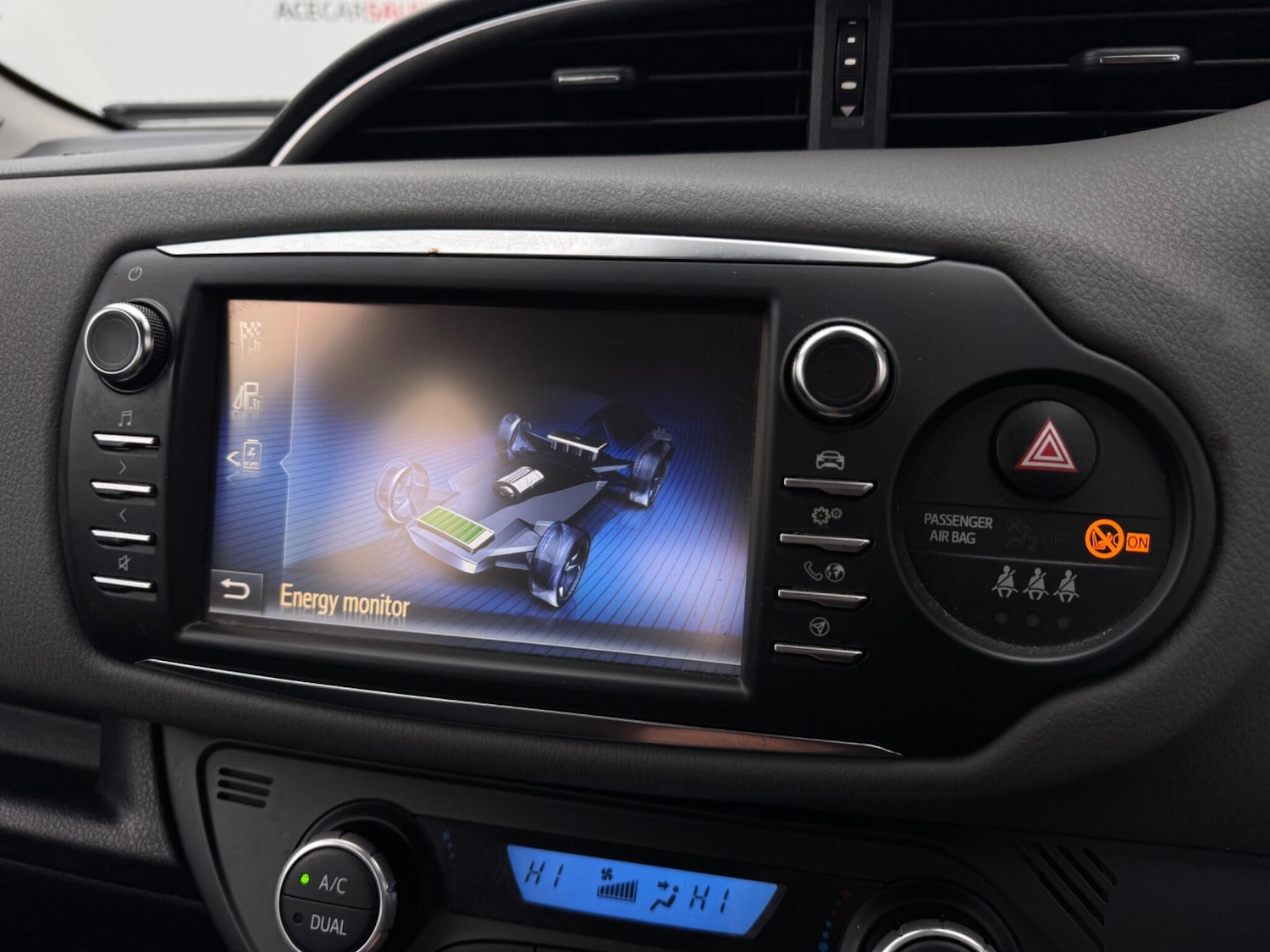 Used Toyota Yaris 2019 for sale - 76976180: Photo 36