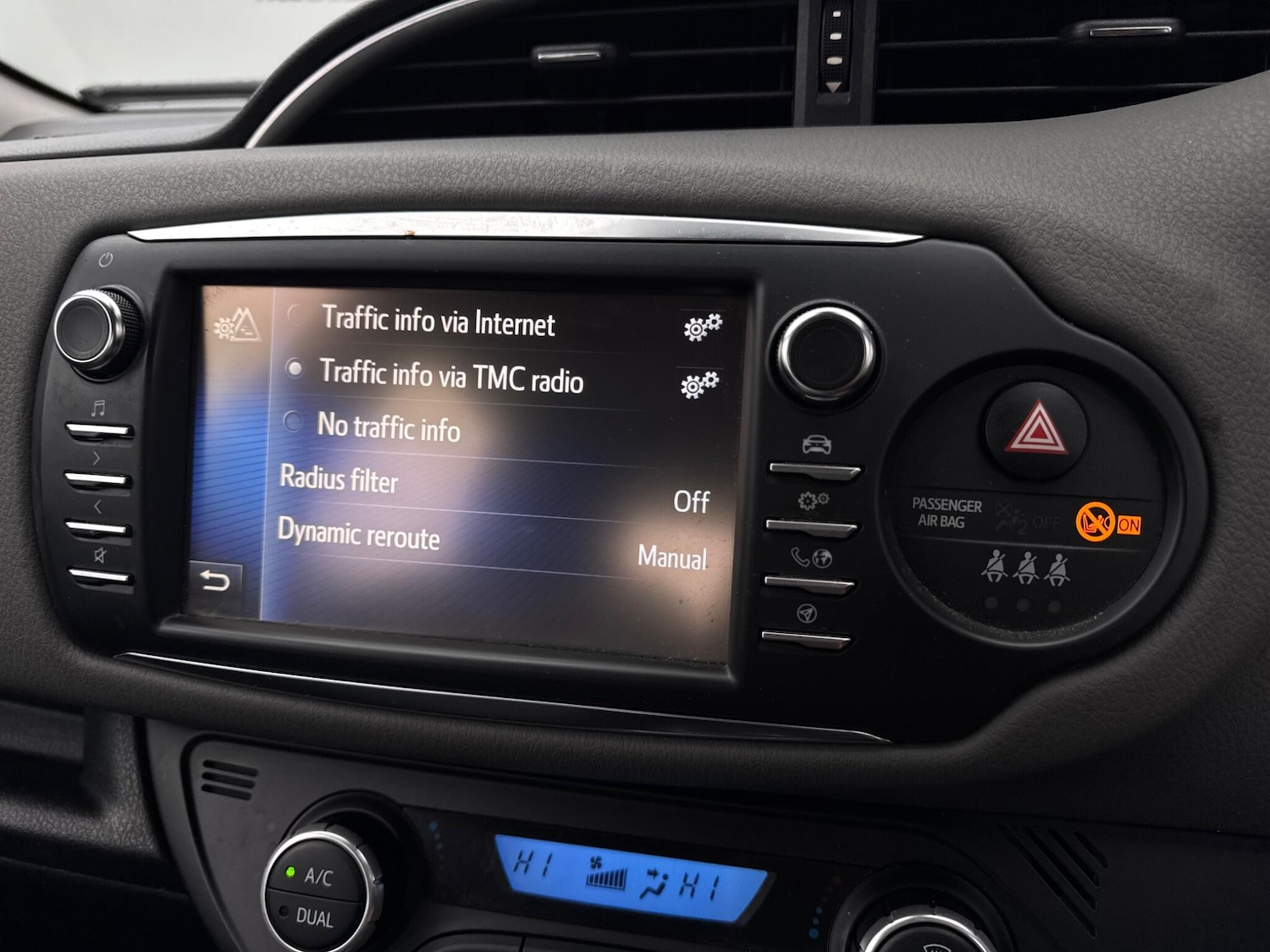 Used Toyota Yaris 2019 for sale - 76976180: Photo 37