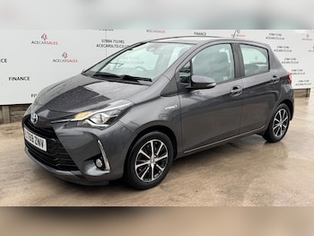 Used Toyota Yaris 2019 for sale - 76976180: Photo