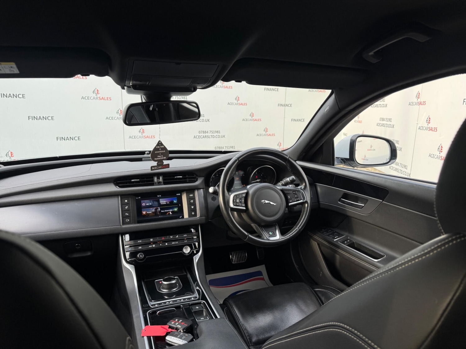 Used Jaguar XF 2017 for sale - 77203196: Photo 20