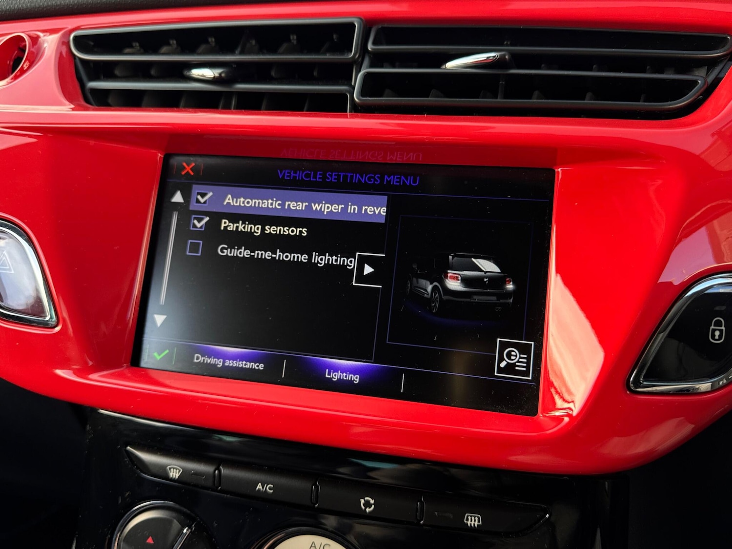 Used DS Automobiles DS 3 2018 for sale - 77358299: Photo 32