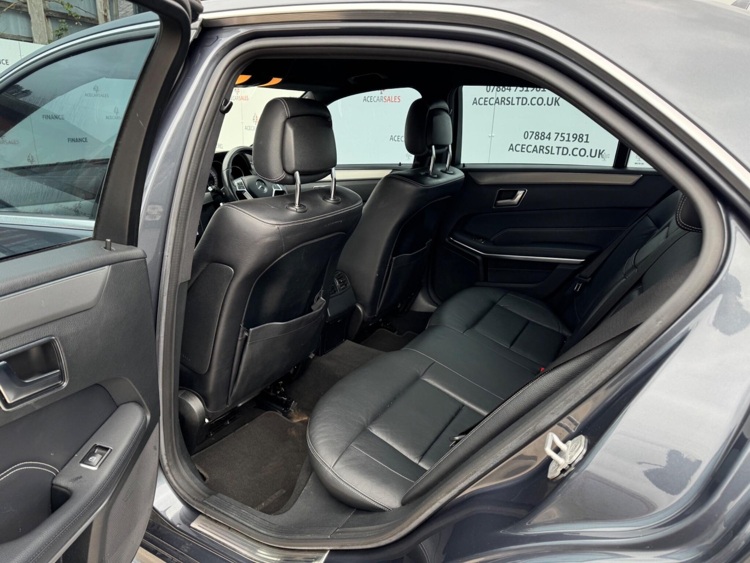 Used Mercedes-Benz E Class 2014 for sale - 78073025: Photo 12