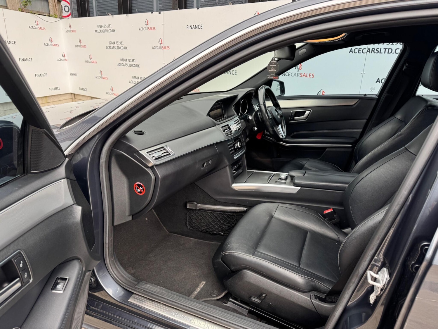 Used Mercedes-Benz E Class 2014 for sale - 78073025: Photo 14