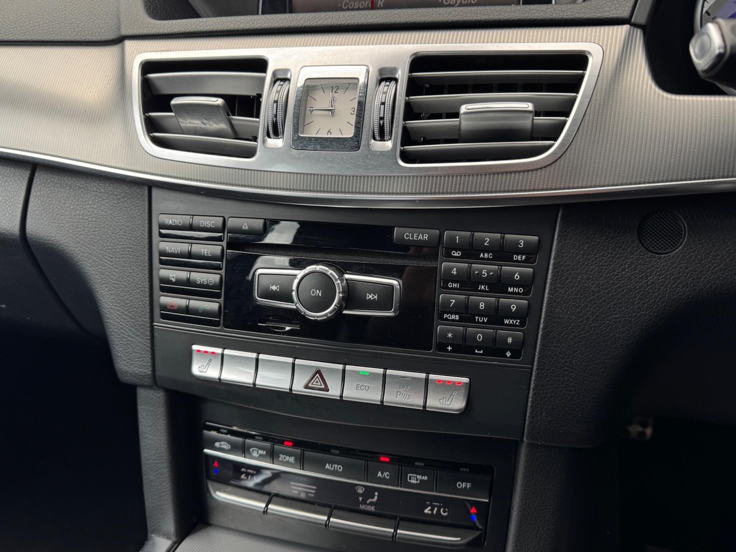 Used Mercedes-Benz E Class 2014 for sale - 78073025: Photo 21