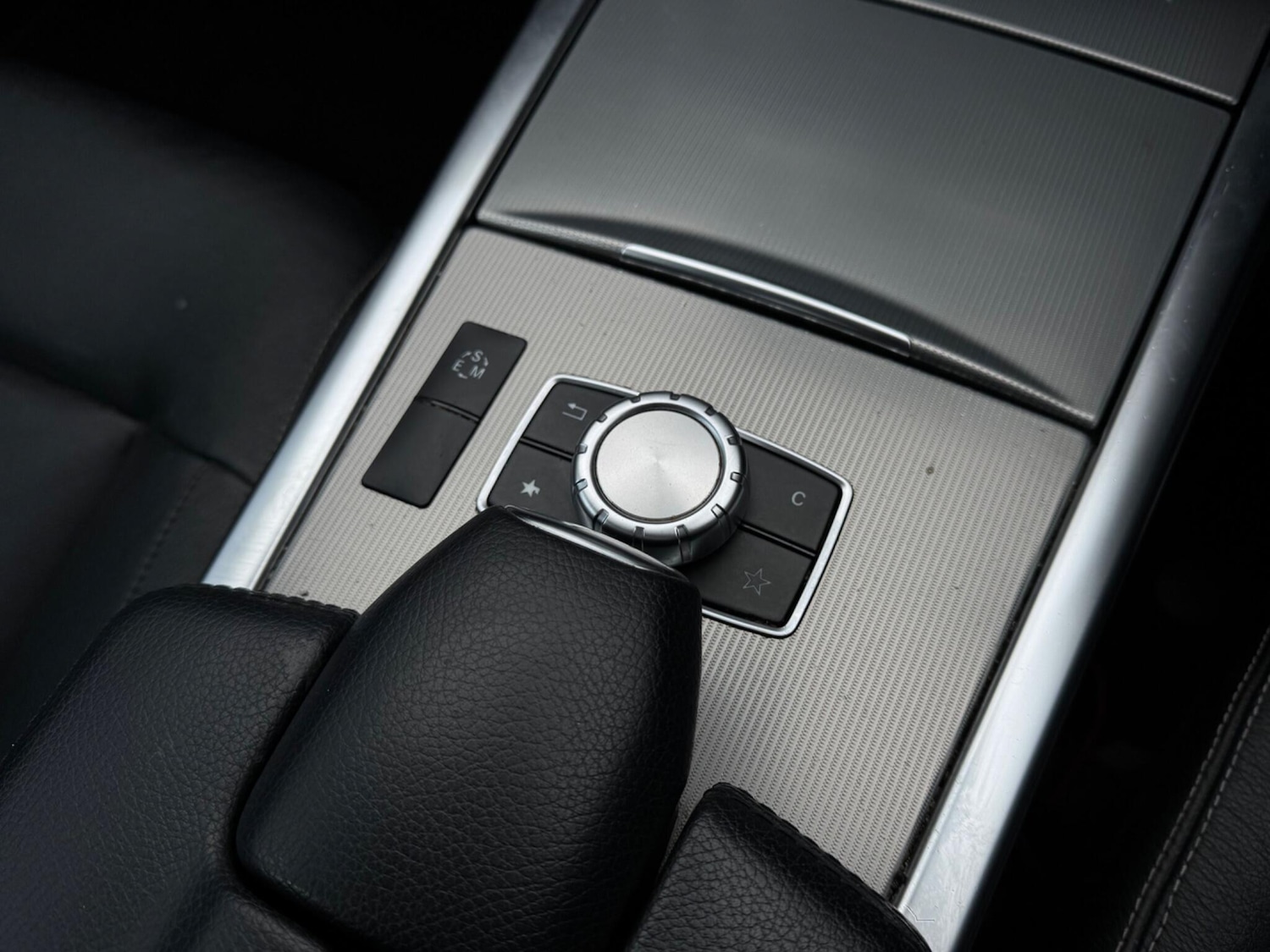 Used Mercedes-Benz E Class 2014 for sale - 78073025: Photo 23