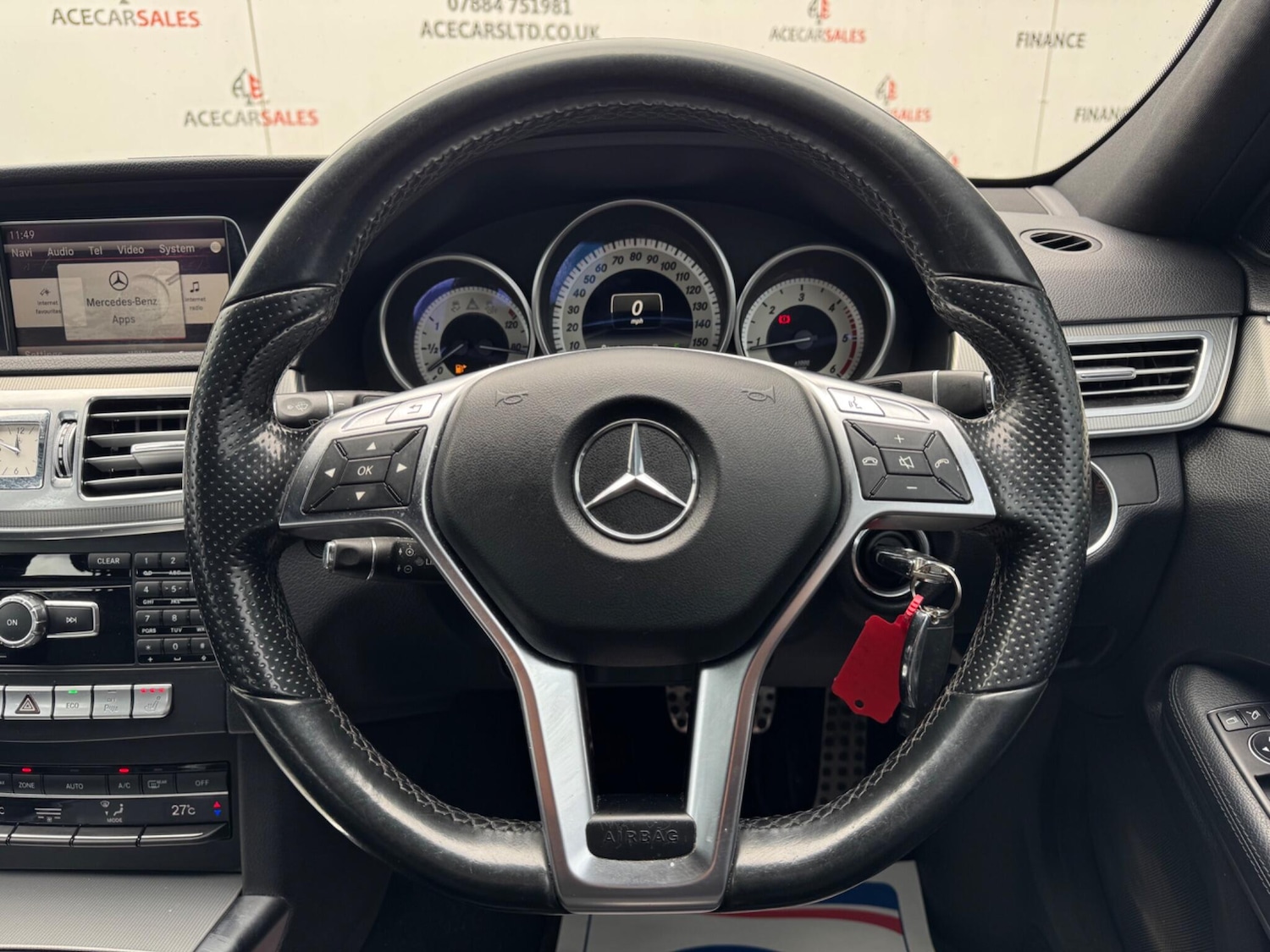 Used Mercedes-Benz E Class 2014 for sale - 78073025: Photo 25