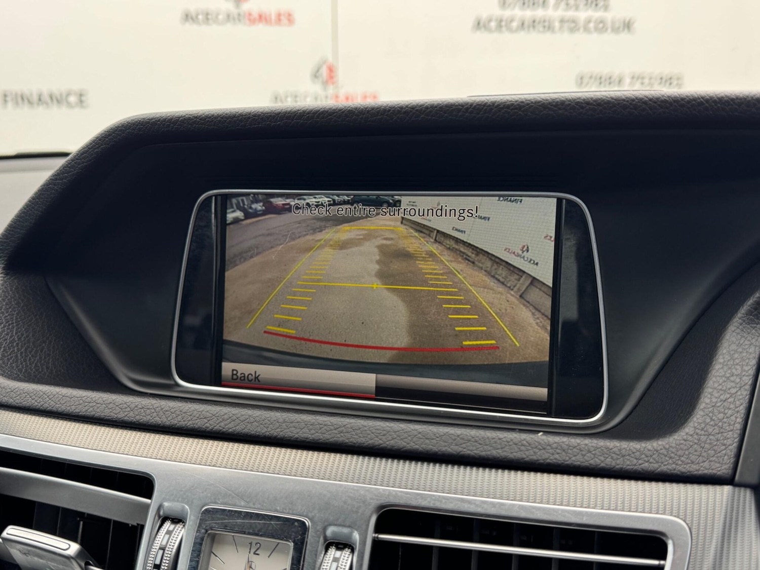 Used Mercedes-Benz E Class 2014 for sale - 78073025: Photo 35