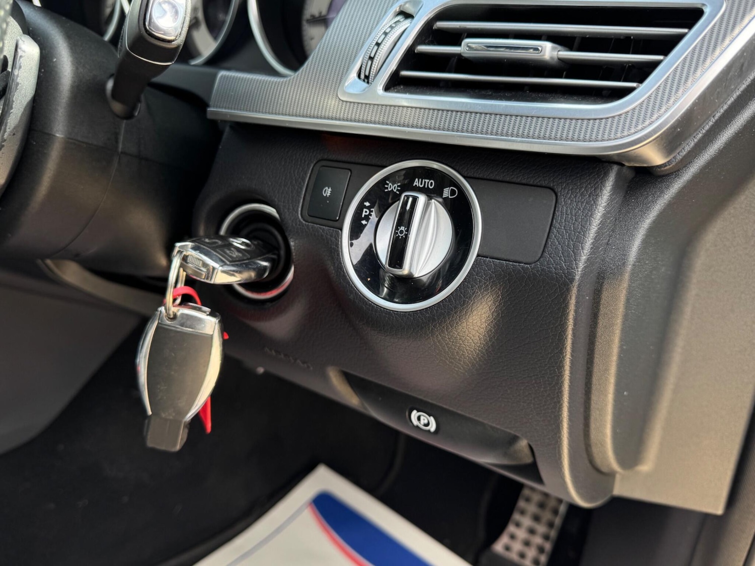 Used Mercedes-Benz E Class 2014 for sale - 78073025: Photo 54