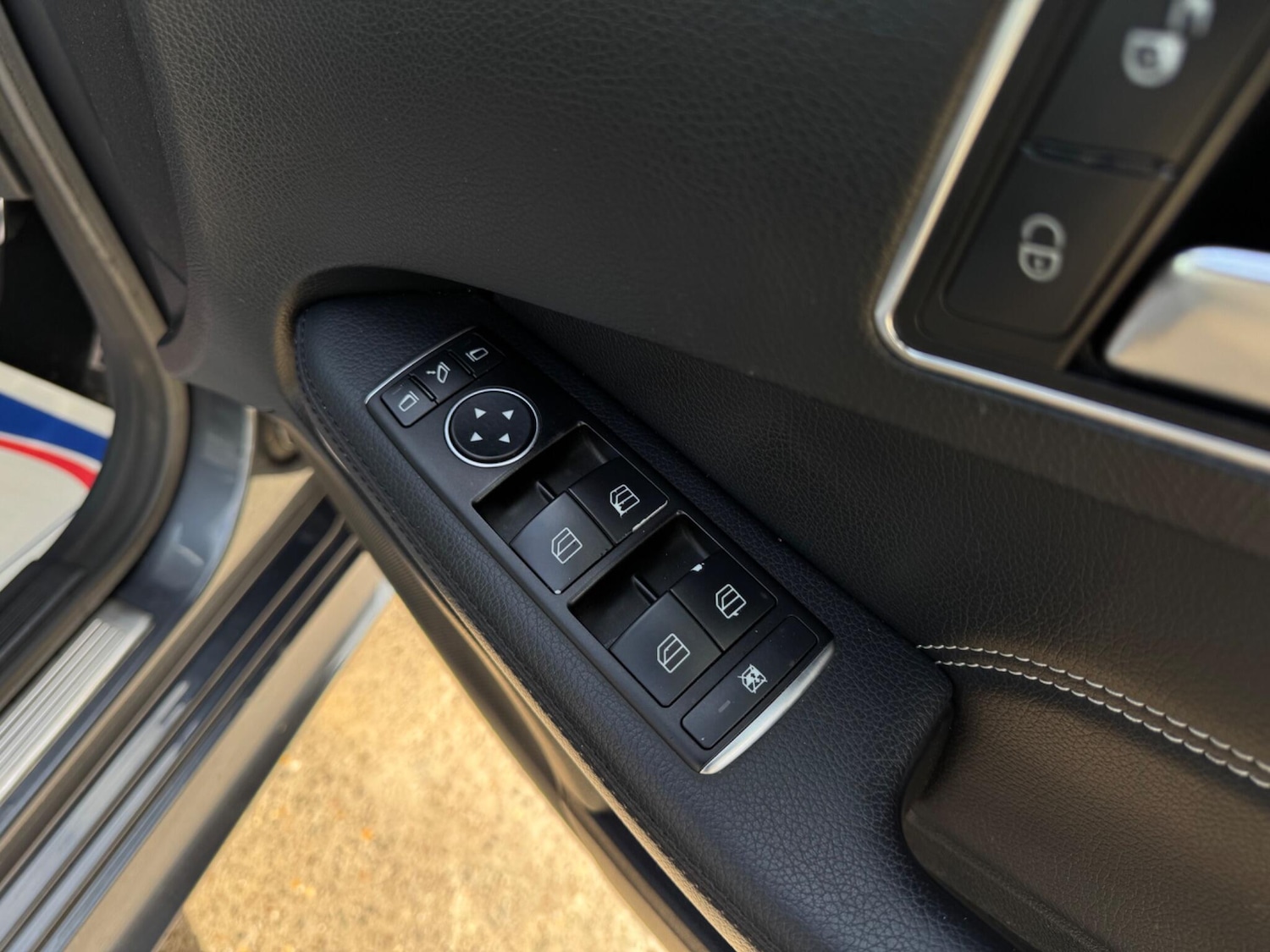 Used Mercedes-Benz E Class 2014 for sale - 78073025: Photo 55