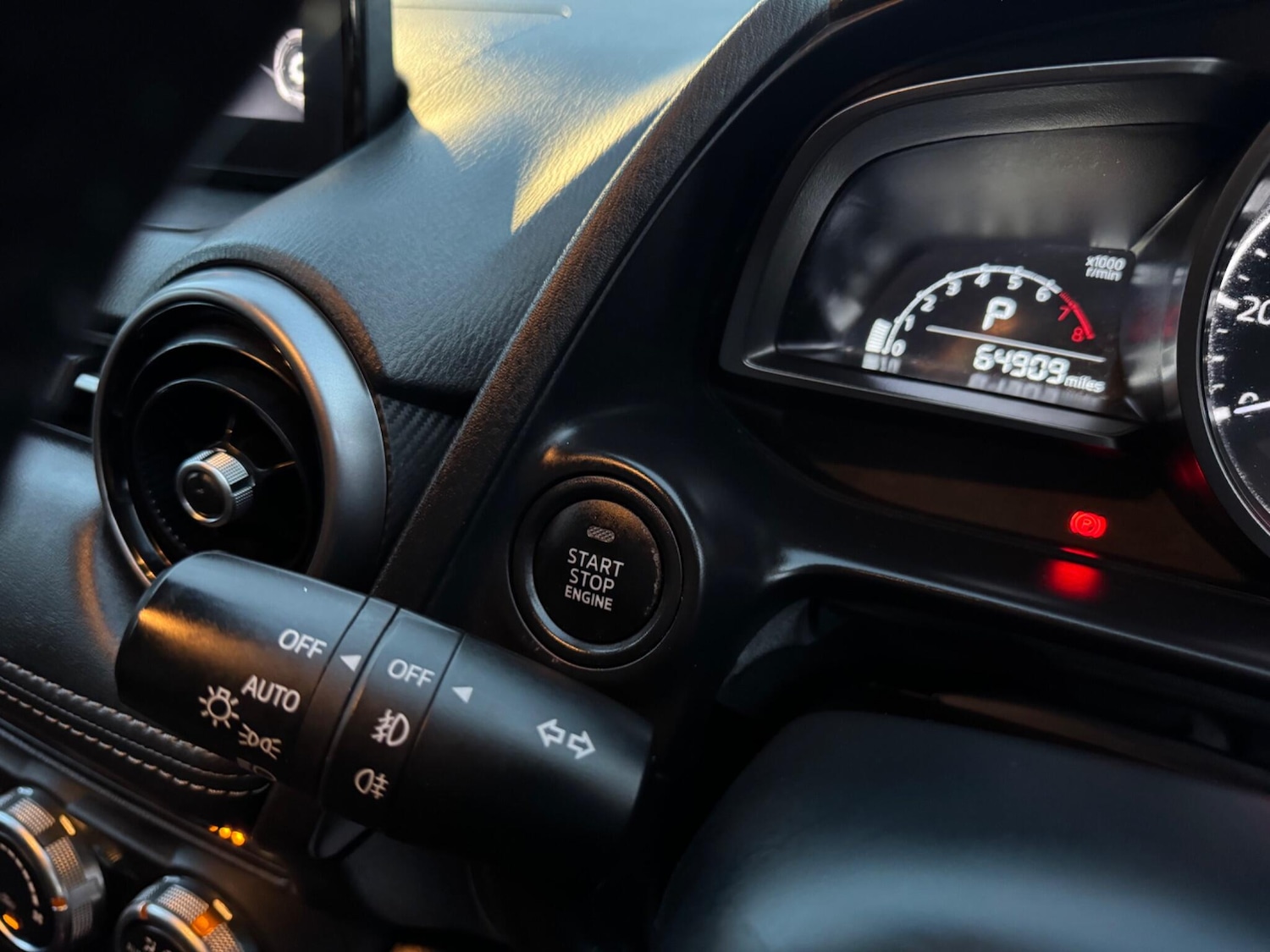 Used Mazda CX-3 2018 for sale - 76666783: Photo 6