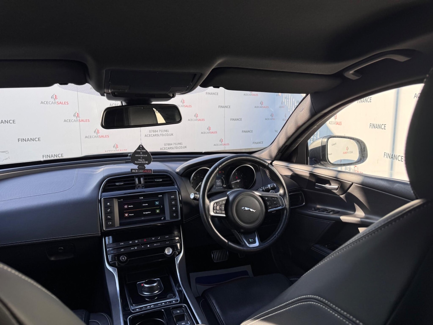 Used Jaguar XE 2017 for sale - 78086865: Photo 20