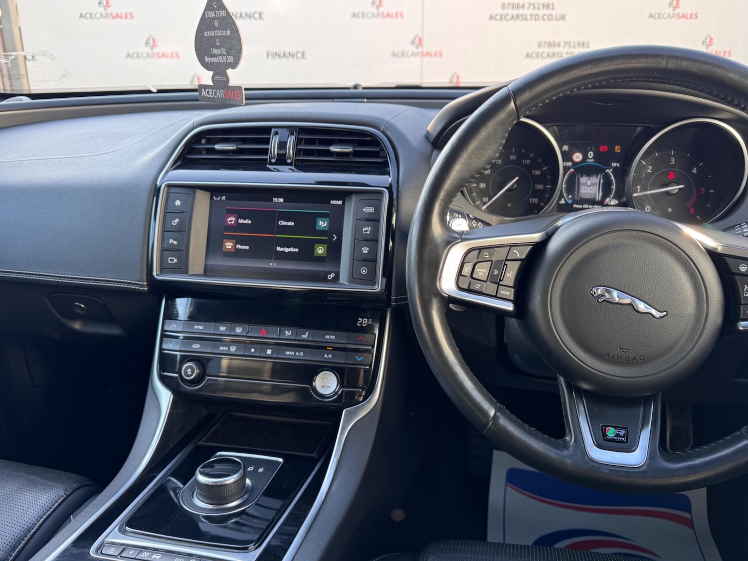 Used Jaguar XE 2017 for sale - 78086865: Photo 22