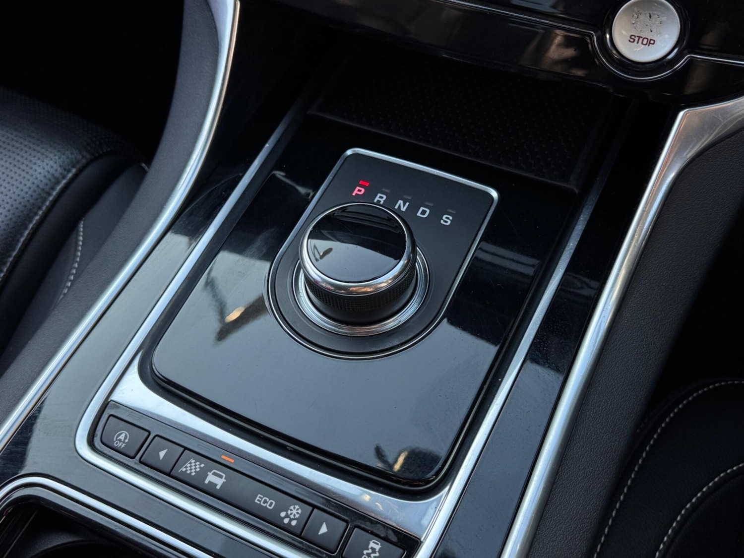 Used Jaguar XE 2017 for sale - 78086865: Photo 26